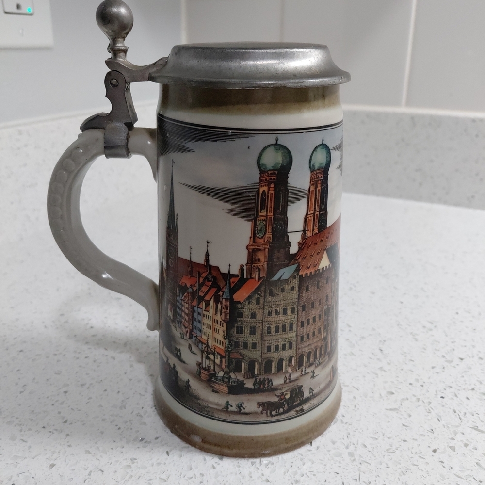 Vintage German Beer Stein with Pewter Lid - Picture 4 of 6